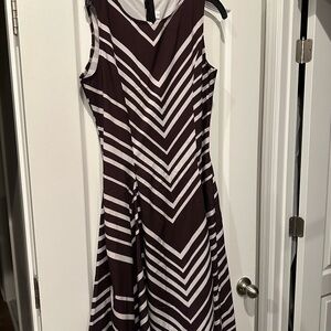 Chevron Patterned Sleeveless Dress